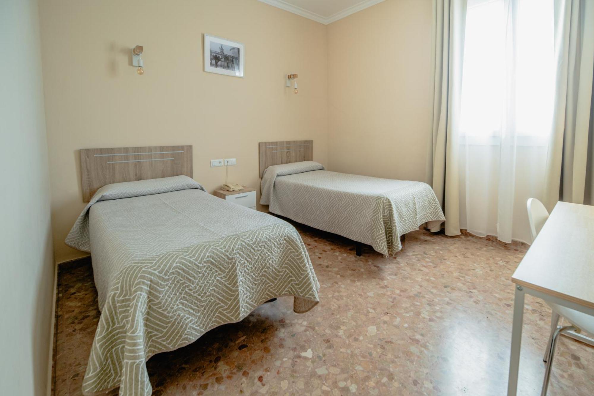 Hotel Chamizo El Arahal Dış mekan fotoğraf