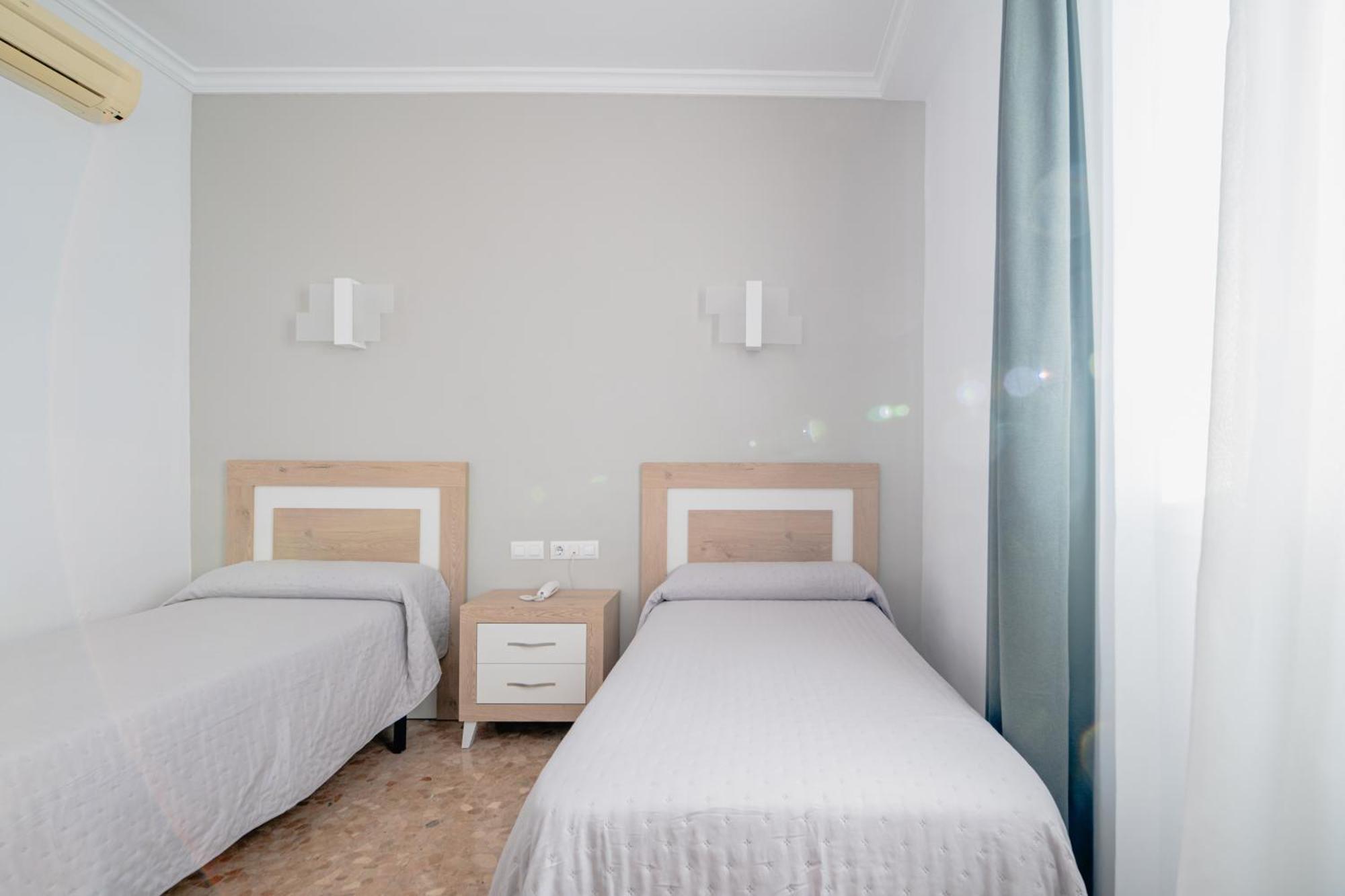 Hotel Chamizo El Arahal Dış mekan fotoğraf