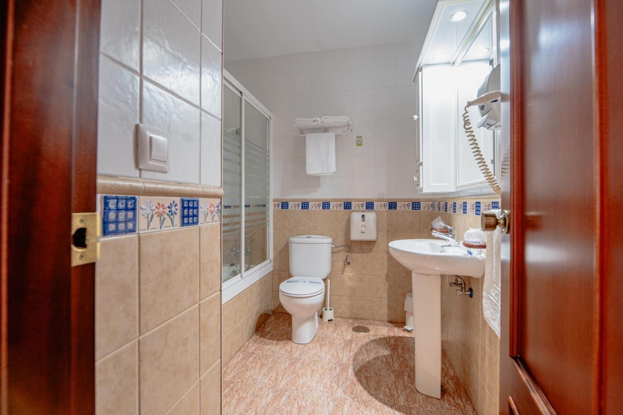 Hotel Chamizo El Arahal Dış mekan fotoğraf