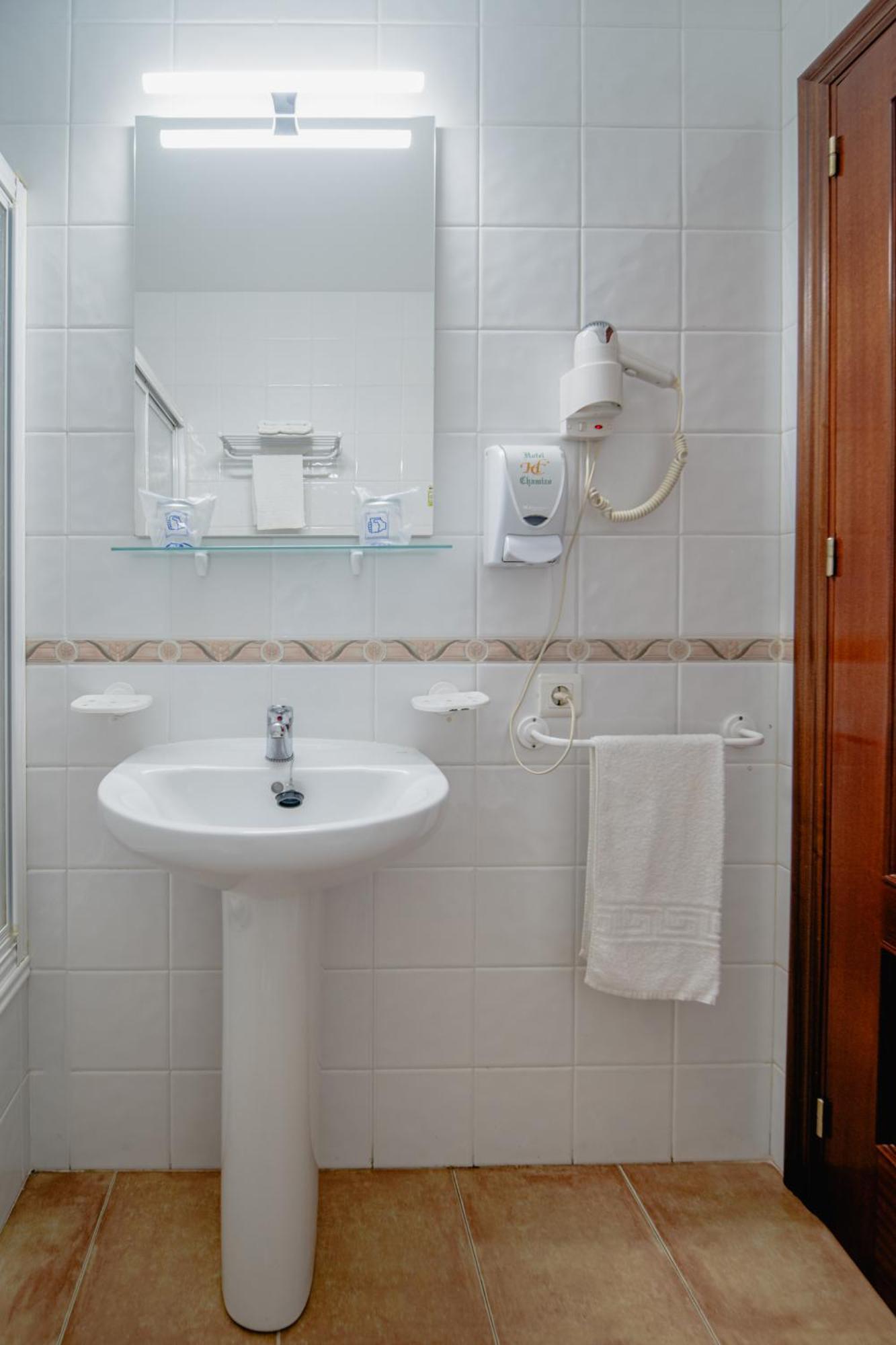 Hotel Chamizo El Arahal Dış mekan fotoğraf