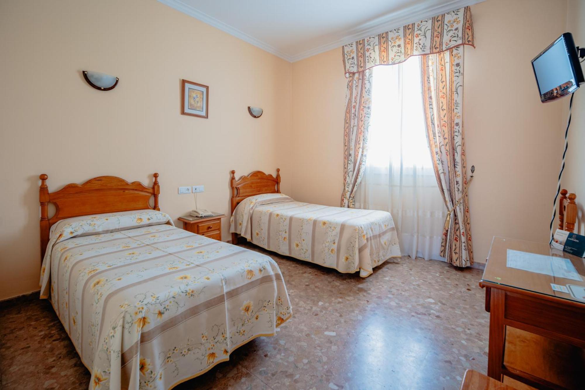 Hotel Chamizo El Arahal Dış mekan fotoğraf